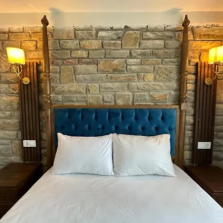 Ilia Butik 에체밧